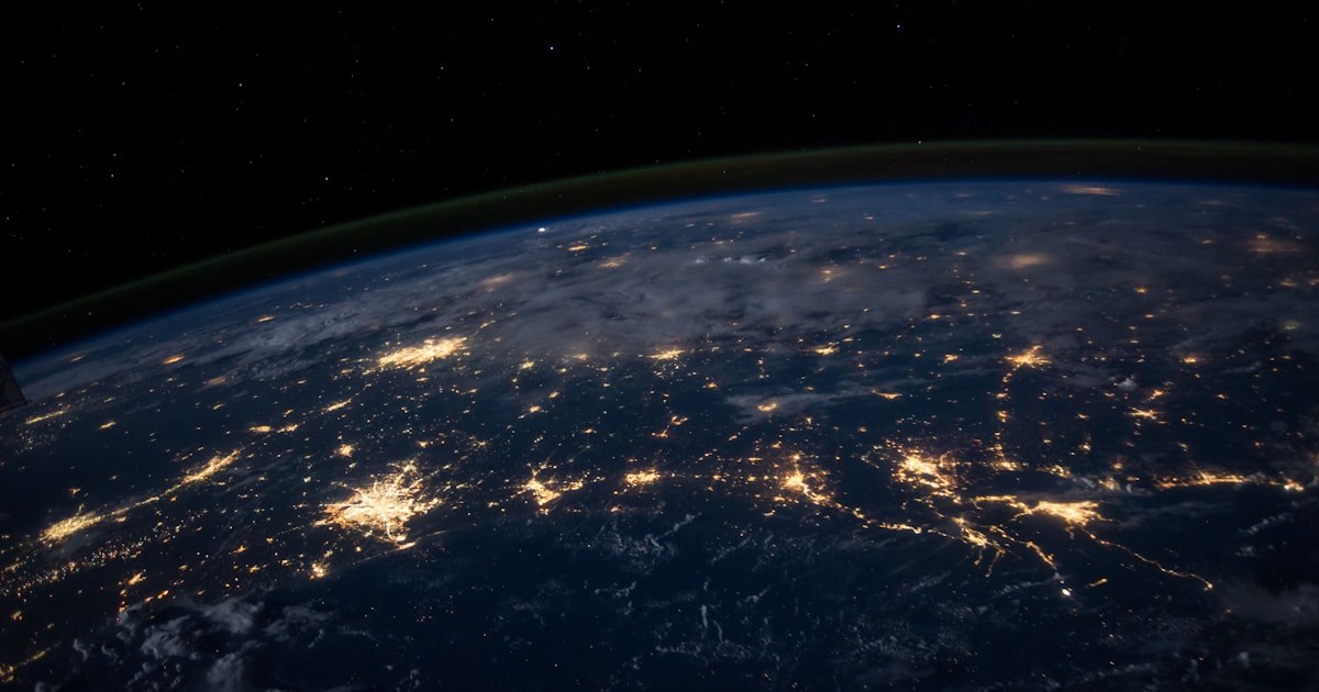 宇宙から見た地球の夜景